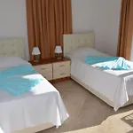 Vigdis Dalyan- Family-friendly In Dalyan Centre With Private Pool & Garden Ортаджа