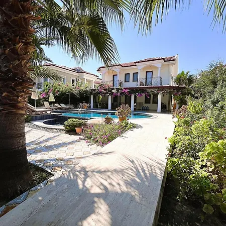 Vigdis Dalyan- Family-friendly In Dalyan Centre With Private Pool & Garden Villa