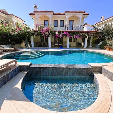 Villa Vigdis Dalyan- Family-friendly In Dalyan Centre With Private Pool & Garden