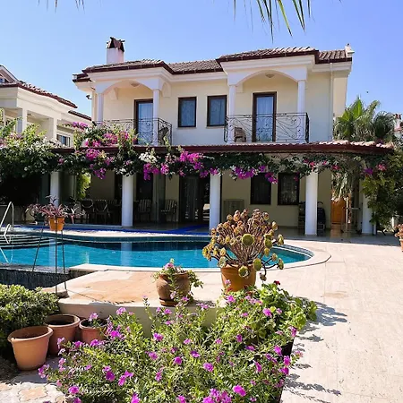 Vila Vigdis Dalyan- Family-friendly In Dalyan Centre With Private Pool & Garden Ortaca (Mugla)