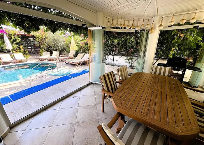 Villa Vigdis Dalyan- Family-friendly In Dalyan Centre With Private Pool & Garden